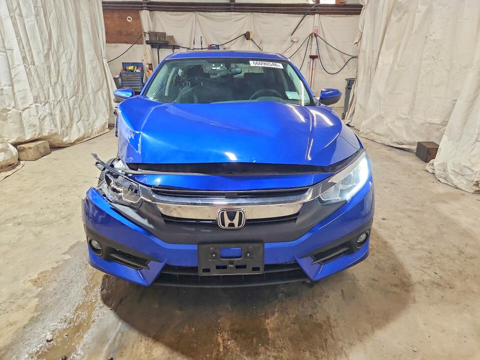 Продажа на аукционе авто 2017 Honda Civic, vin: 19XFC1F39HE205926, номер лота: 66090546