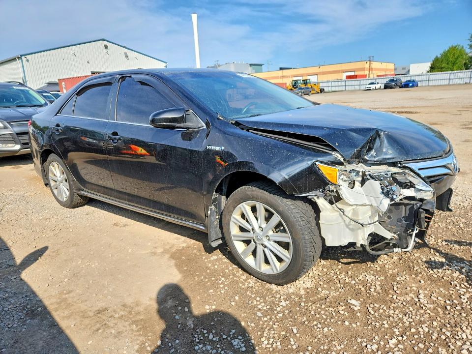 Продажа на аукционе авто 2014 Toyota Camry Hybrid, vin: 4T1BD1FKXEU099921, номер лота: 64123386