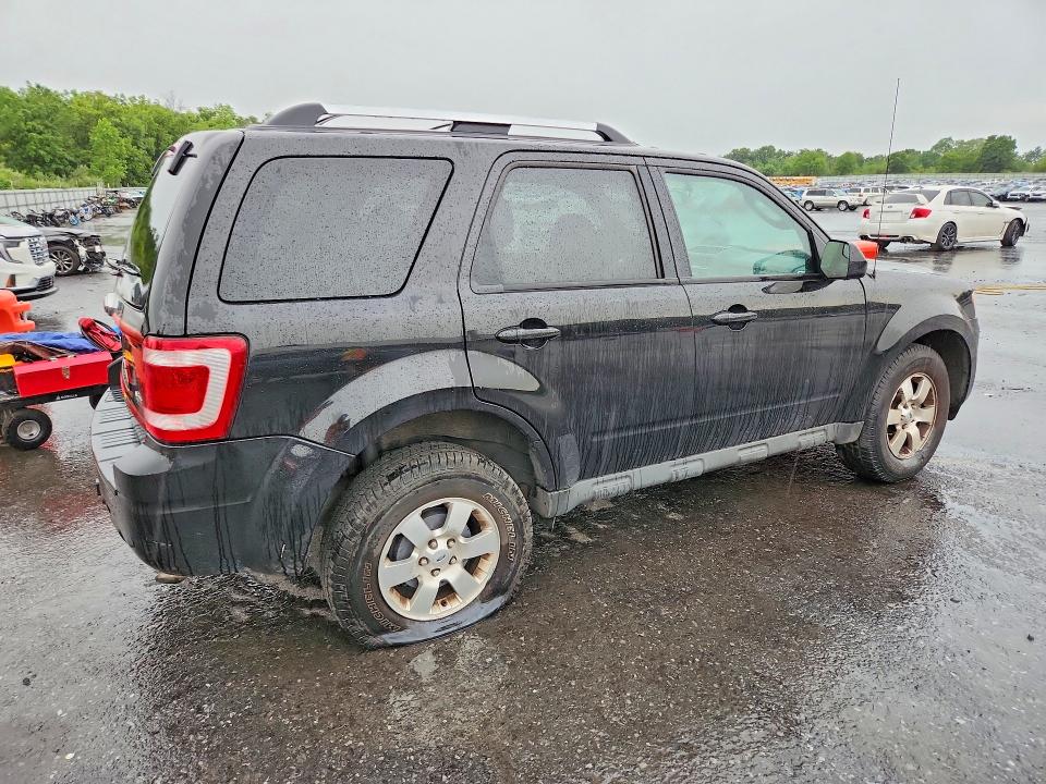 2011 Ford Escape მანქანა იყიდება აუქციონზე, vin: 1FMCU9EG2BKC59071, აუქციონის ნომერი: 64361046