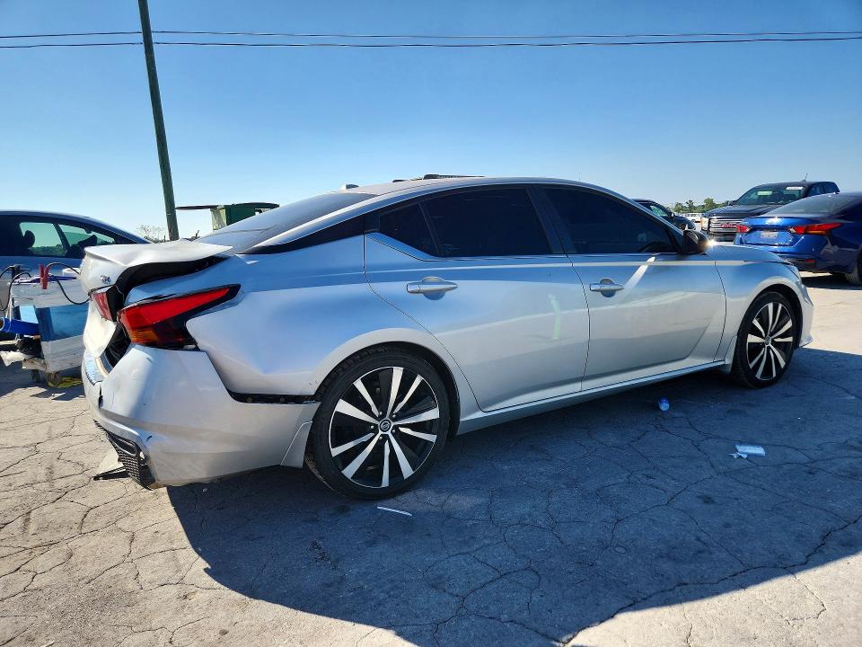 2022 Nissan Altima მანქანა იყიდება აუქციონზე, vin: 1N4BL4CV1NN367293, აუქციონის ნომერი: 68161496
