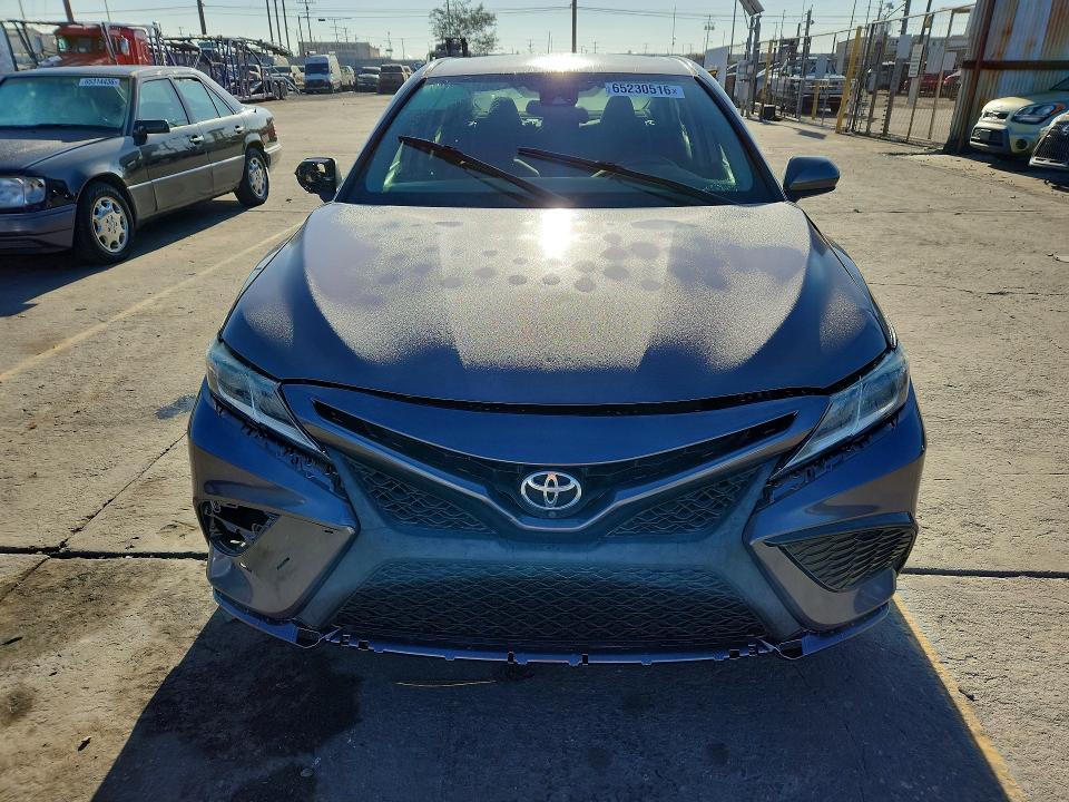 2019 Toyota Camry მანქანა იყიდება აუქციონზე, vin: 4T1B11HK1KU708900, აუქციონის ნომერი: 65230516