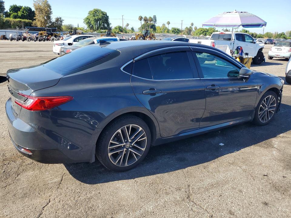 2025 Toyota Camry მანქანა იყიდება აუქციონზე, vin: 4T1DAACK2SU059060, აუქციონის ნომერი: 66788106