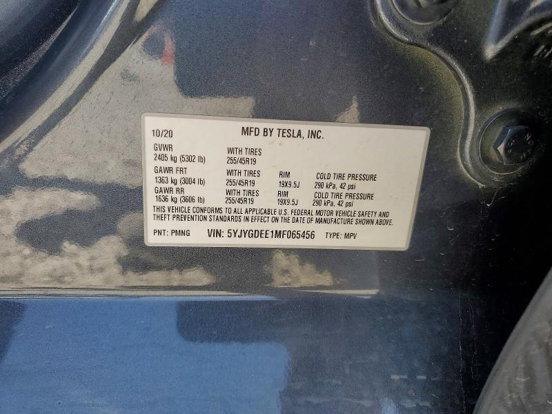 64004646 :رقم المزاد ، 5YJYGDEE1MF065456 vin ، 2021 Tesla Model Y مزاد بيع