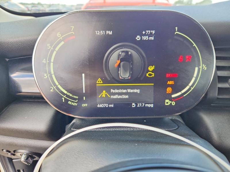 63240456 :رقم المزاد ، WMWXU7C08M2P10021 vin ، 2021 Mini Cooper مزاد بيع
