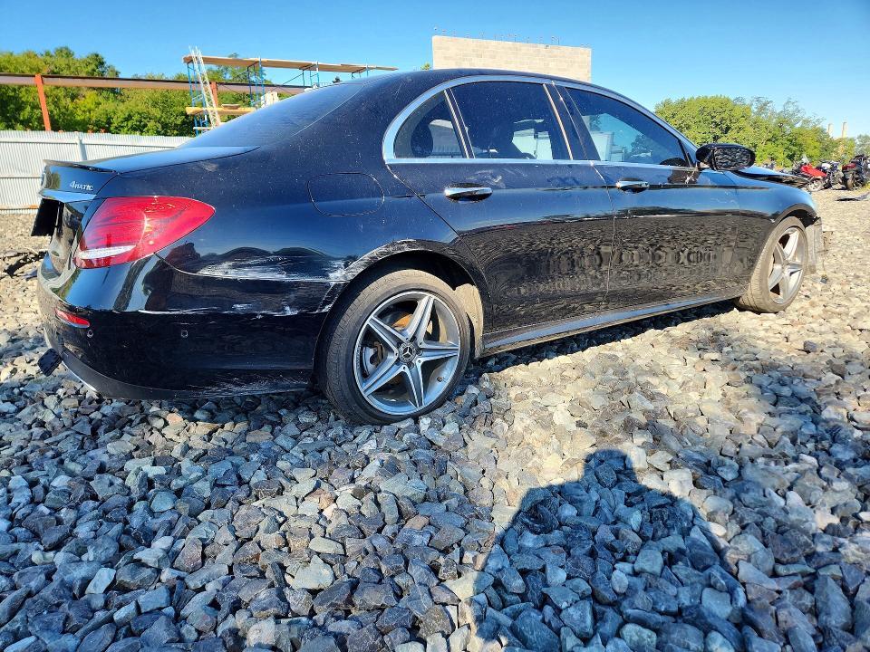 66020686 :رقم المزاد ، WDDZF4KBXKA557402 vin ، 2019 Mercedes-benz E مزاد بيع