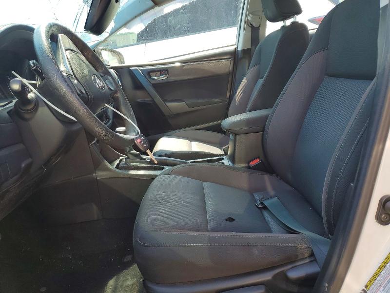 62213846 :رقم المزاد ، 5YFBURHE0JP790165 vin ، 2018 Toyota Corolla مزاد بيع