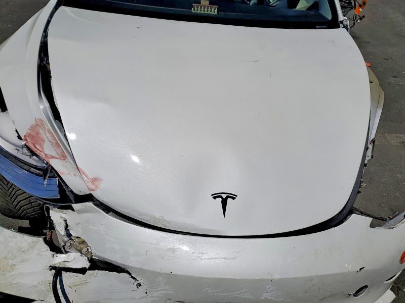 2020 Tesla Model 3 მანქანა იყიდება აუქციონზე, vin: 5YJ3E1EA9LF613939, აუქციონის ნომერი: 64133516
