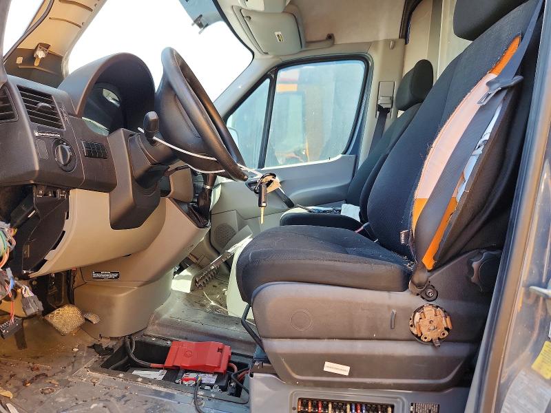 65739116 :رقم المزاد ، WD3PE7CDXJP631901 vin ، 2018 Mercedes-benz Sprinter مزاد بيع