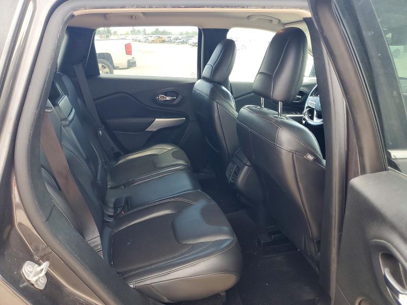 65288206 :رقم المزاد ، 1C4PJMLX0JD508233 vin ، 2018 Jeep Cherokee مزاد بيع