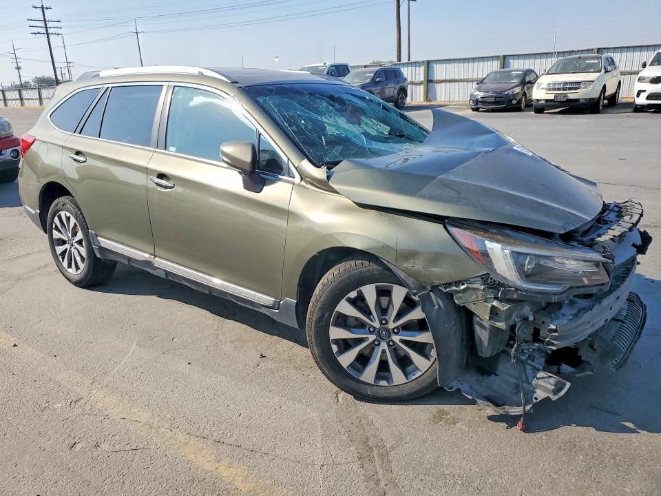 62805666 :رقم المزاد ، 4S4BSATC2J3259440 vin ، 2018 Subaru Outback مزاد بيع