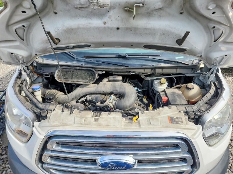 64808236 :رقم المزاد ، 1FTYR1ZM2HKA77733 vin ، 2017 Ford Transit مزاد بيع