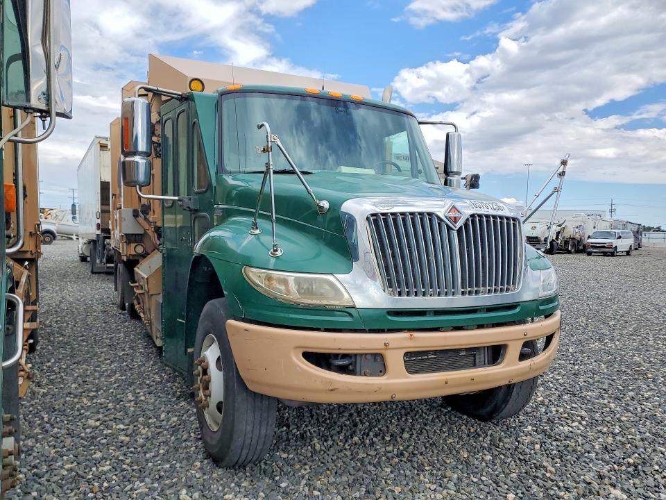 65701236 :رقم المزاد ، 1HTMKAAN8BH329872 vin ، 2011 International 4400 مزاد بيع