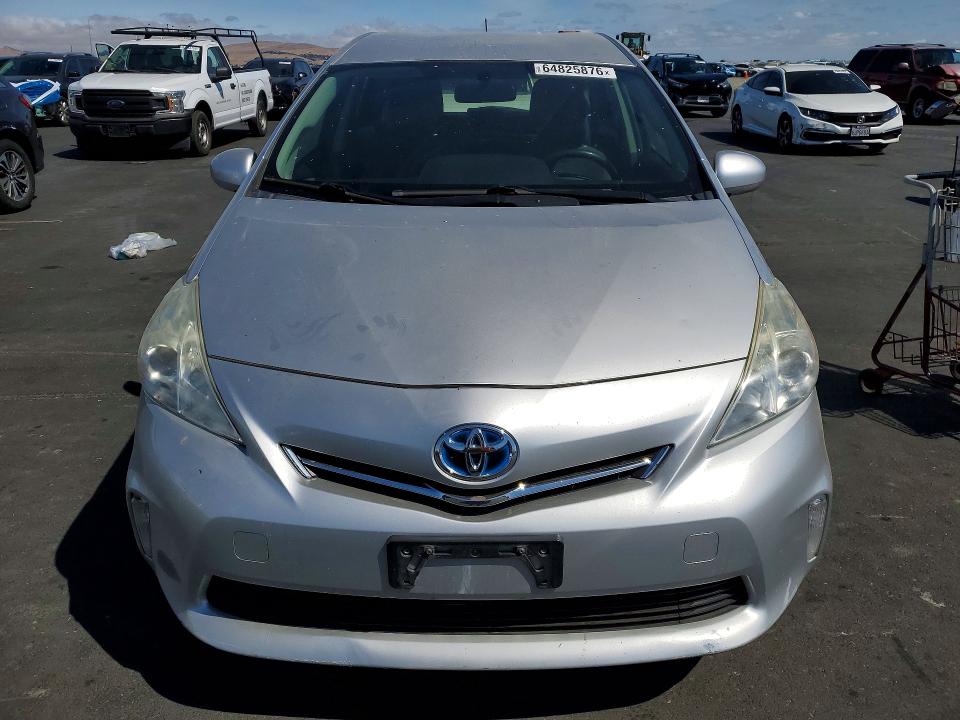 2013 Toyota Prius V მანქანა იყიდება აუქციონზე, vin: JTDZN3EU3D3233011, აუქციონის ნომერი: 64825876