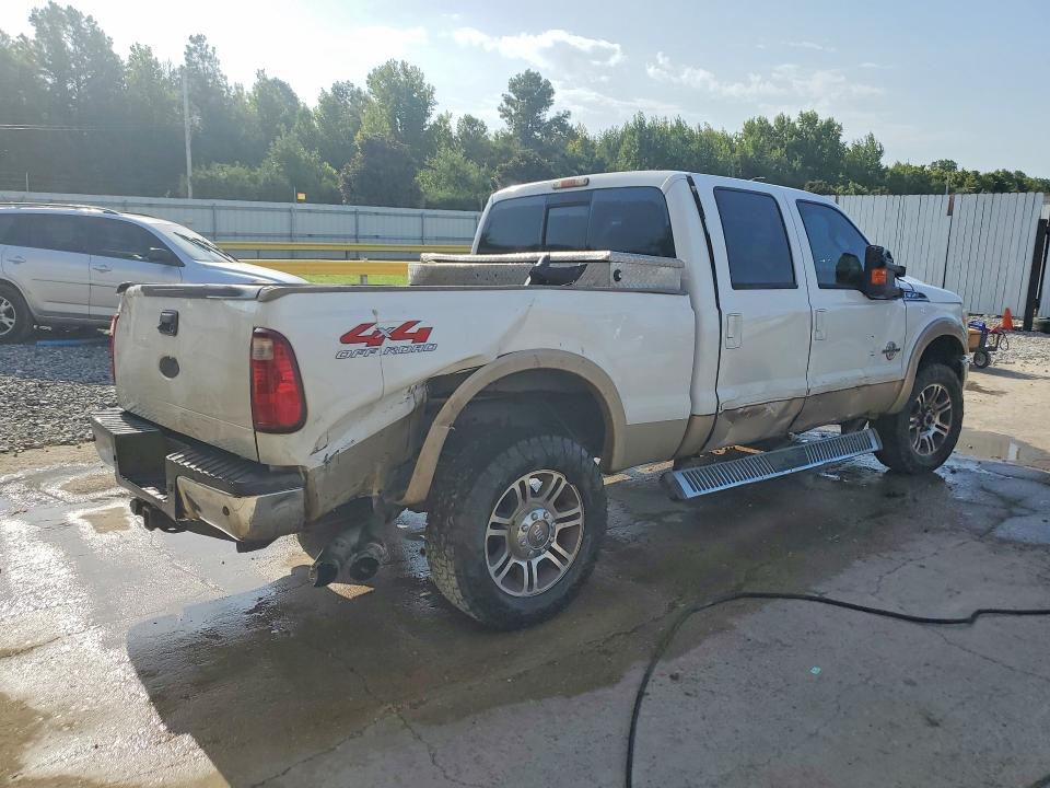 65349546 :رقم المزاد ، 1FT8W3BT6BEB22328 vin ، 2011 Ford F350 مزاد بيع