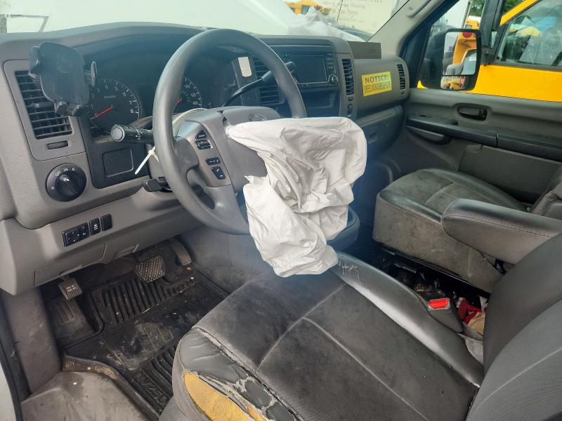 66923146 :رقم المزاد ، 1N6BF0LY6JN814468 vin ، 2018 Nissan Nv مزاد بيع