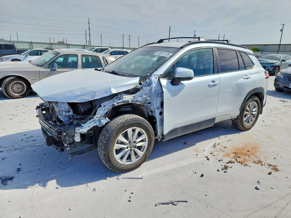 Продажа на аукционе авто 2024 Toyota Corolla Cross, vin: 7MUCAAAG9RV113294, номер лота: 65914126