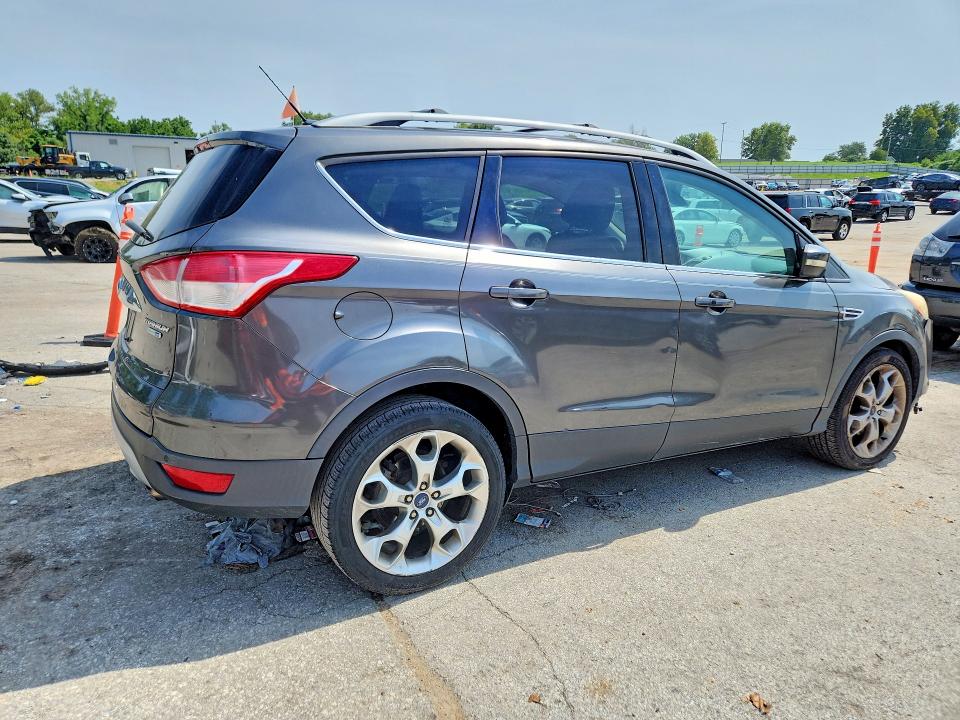 Продаж на аукціоні авто 2016 Ford Escape, vin: 1FMCU9JXXGUA08414, номер лоту: 64487596