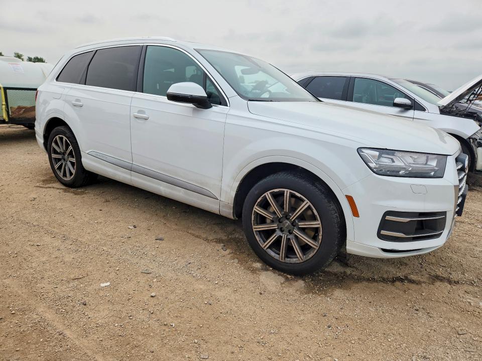 Продажа на аукционе авто 2017 Audi Q7, vin: WA1LAAF78HD020175, номер лота: 64631816