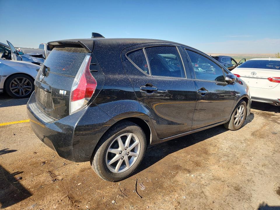 Продаж на аукціоні авто 2015 Toyota Prius C, vin: JTDKDTB37F1108625, номер лоту: 62972376