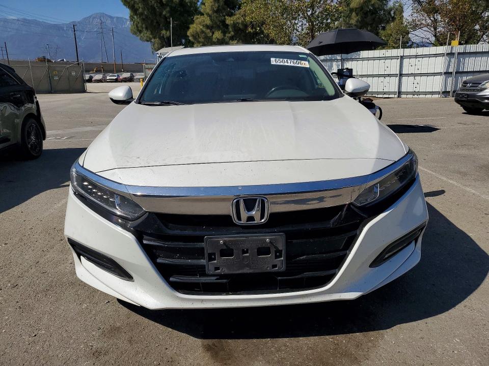 2020 Honda Accord მანქანა იყიდება აუქციონზე, vin: 1HGCV1F59LA079563, აუქციონის ნომერი: 65047606