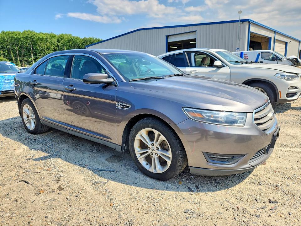 Продажа на аукционе авто 2014 Ford Taurus, vin: 1FAHP2E83EG165411, номер лота: 63902936