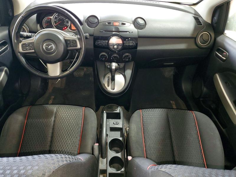 2011 Mazda Mazda2 მანქანა იყიდება აუქციონზე, vin: JM1DE1HZ6B0130153, აუქციონის ნომერი: 63122816
