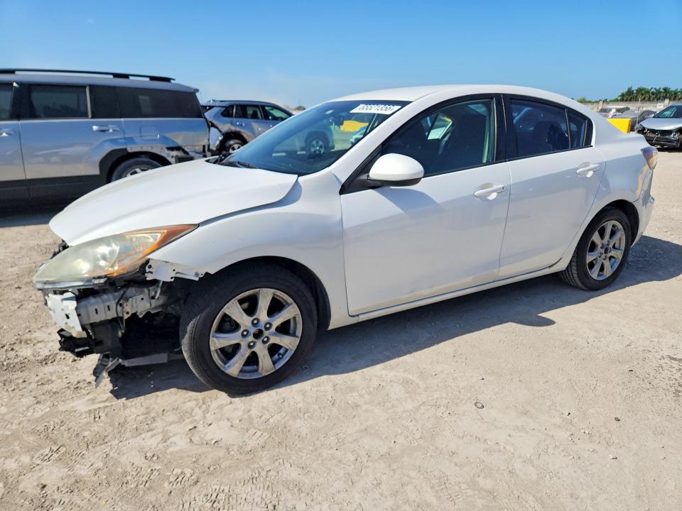 65521356 :رقم المزاد ، JM1BL1VF6B1487477 vin ، 2011 Mazda 3 مزاد بيع