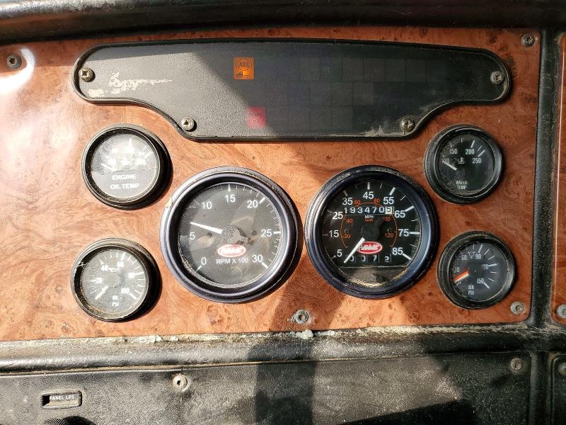 2005 Peterbilt 379 მანქანა იყიდება აუქციონზე, vin: 1XP5DU9X05D849674, აუქციონის ნომერი: 63887816