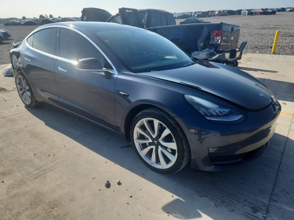 66212396 :رقم المزاد ، 5YJ3E1EB9KF389238 vin ، 2019 Tesla Model 3 مزاد بيع