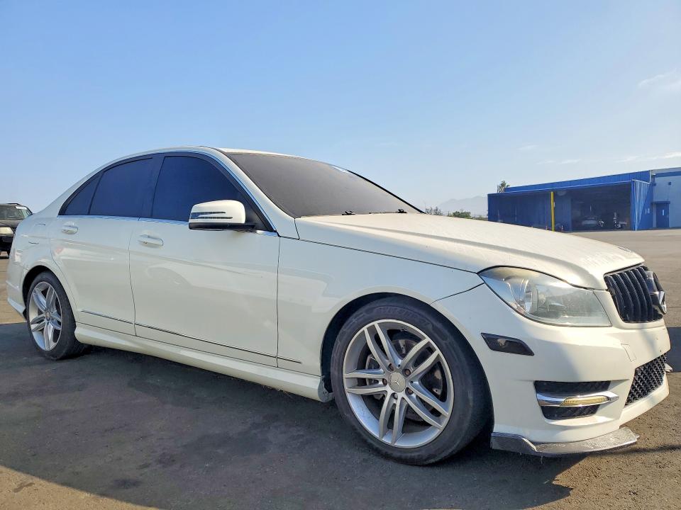 Aukcja sprzedaży 2012 Mercedes-benz C, vin: WDDGF4HB2CR232342, numer aukcji: 64085446