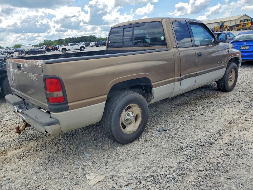 63582006 :رقم المزاد ، 3B7HC13Z5YG149022 vin ، 2000 Dodge Ram 1500 مزاد بيع