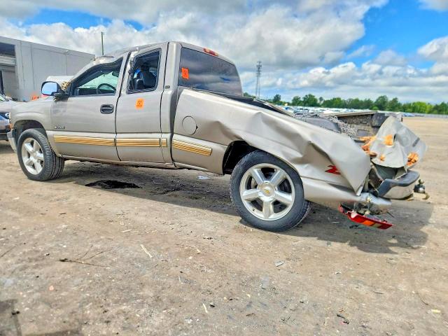Продажа на аукционе авто 2001 Chevrolet Silverado, vin: 2GCEK19T611136254, номер лота: 63795396