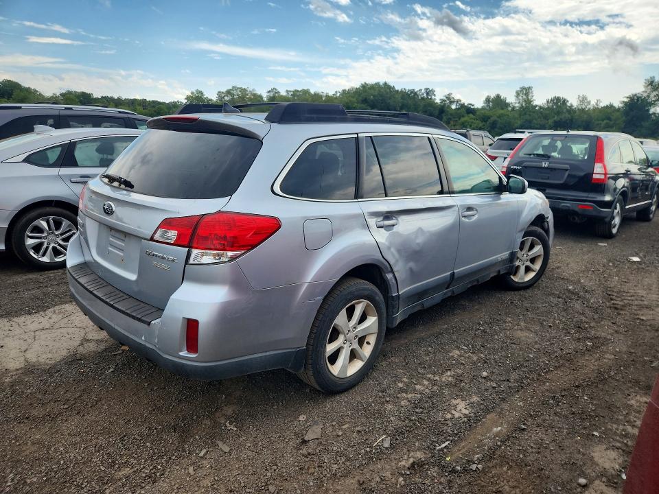 66951616 :رقم المزاد ، 4S4BRBCC4E3205368 vin ، 2014 Subaru Outback مزاد بيع