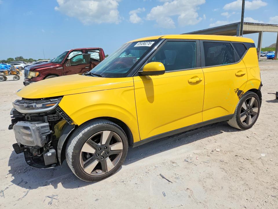 2020 Kia Soul მანქანა იყიდება აუქციონზე, vin: KNDJ33AU3L7101754, აუქციონის ნომერი: 65496276
