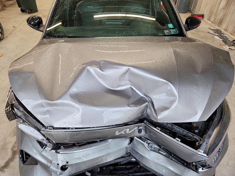 64136326 :رقم المزاد ، 3KPF54AD1PE546425 vin ، 2023 Kia Forte مزاد بيع