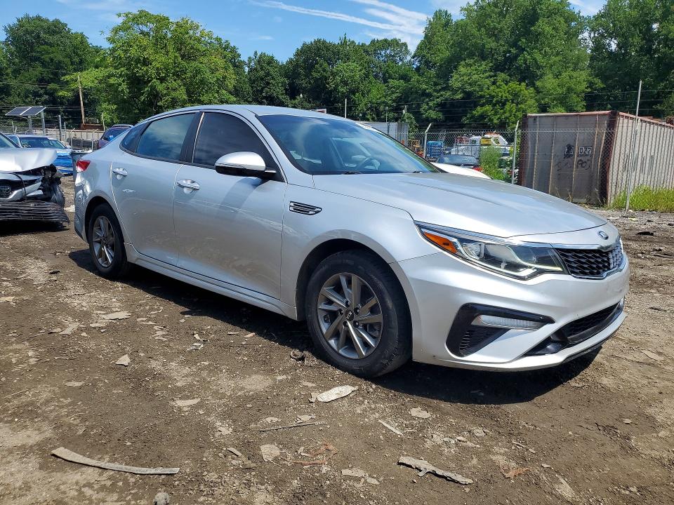 2019 Kia Optima მანქანა იყიდება აუქციონზე, vin: 5XXGT4L31KG349818, აუქციონის ნომერი: 63656416