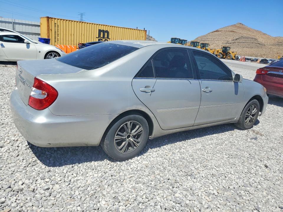 63158926 :رقم المزاد ، 4T1BE32K04U327907 vin ، 2004 Toyota Camry مزاد بيع