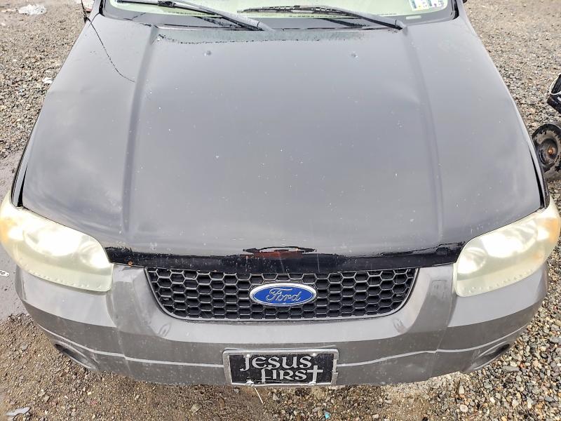 2005 Ford Escape მანქანა იყიდება აუქციონზე, vin: 1FMYU93165KA55785, აუქციონის ნომერი: 64699326