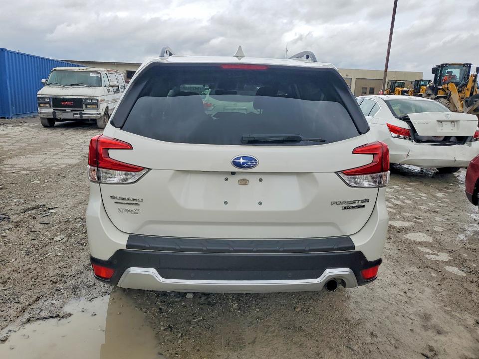 64246696 :رقم المزاد ، JF2SKAWC1KH472076 vin ، 2019 Subaru Forester مزاد بيع