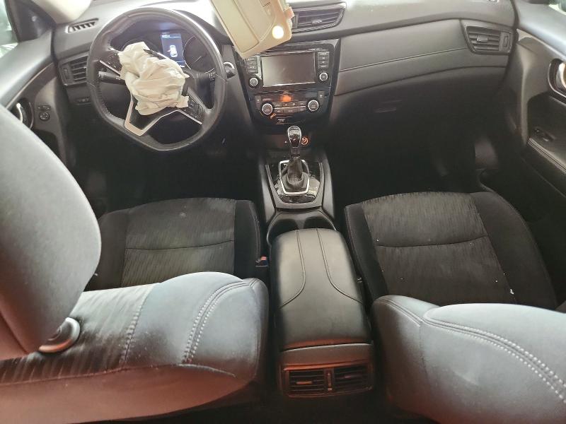 63017386 :رقم المزاد ، 5N1AT2MT0JC722396 vin ، 2018 Nissan Rogue مزاد بيع
