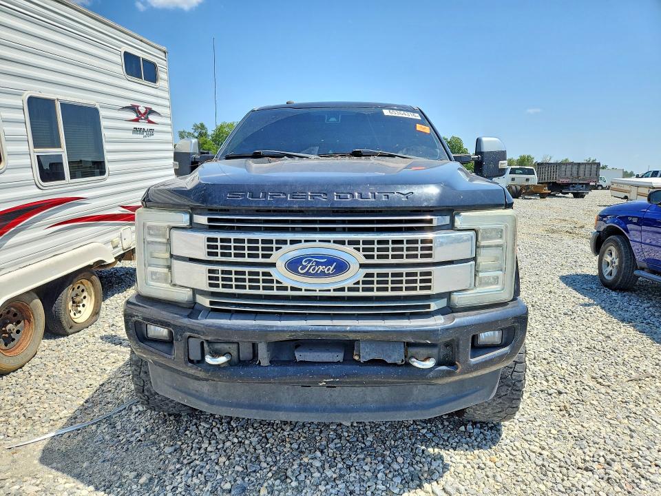 65364316 :رقم المزاد ، 1FT8W3BT9HEB89076 vin ، 2017 Ford F350 مزاد بيع