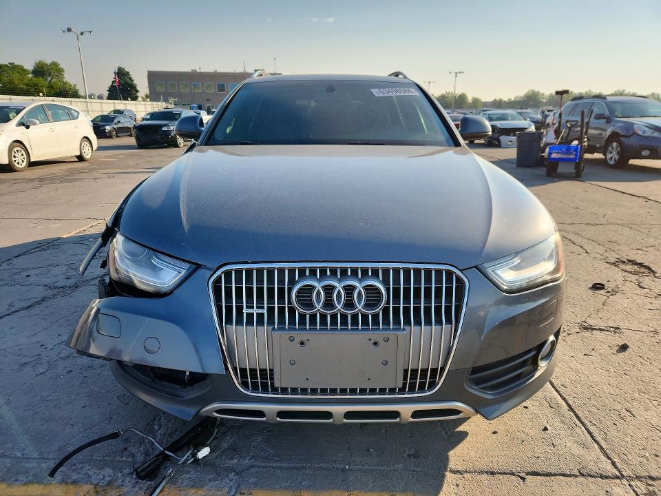 63496986 :رقم المزاد ، WA1UFAFL6FA111415 vin ، 2015 Audi A4 Allroad مزاد بيع