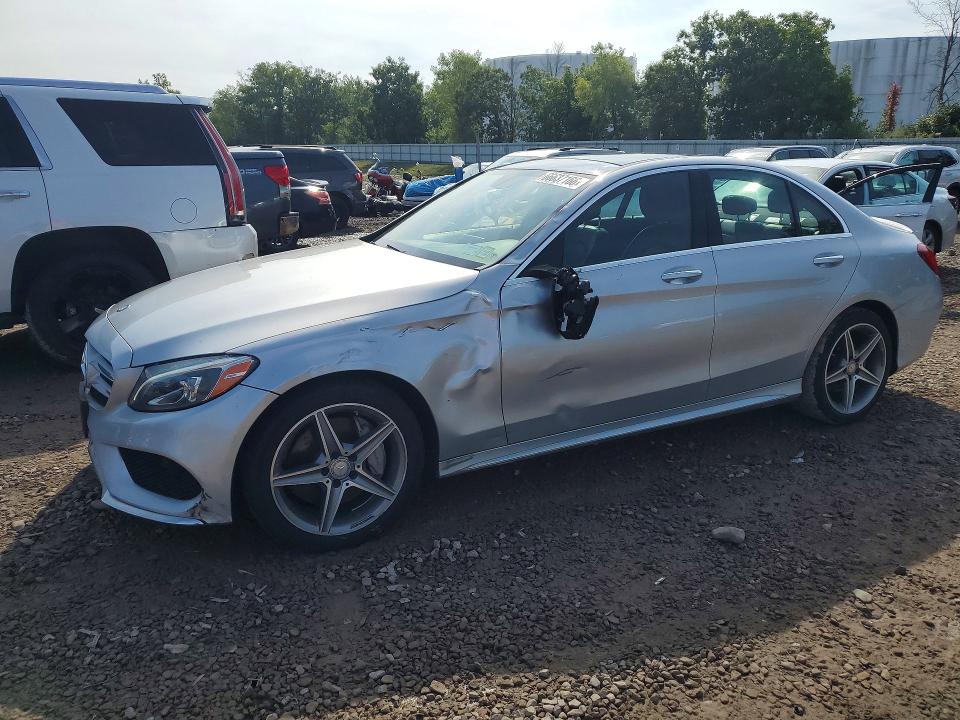 66637166 :رقم المزاد ، 55SWF4KB3FU061379 vin ، 2015 Mercedes-benz C مزاد بيع