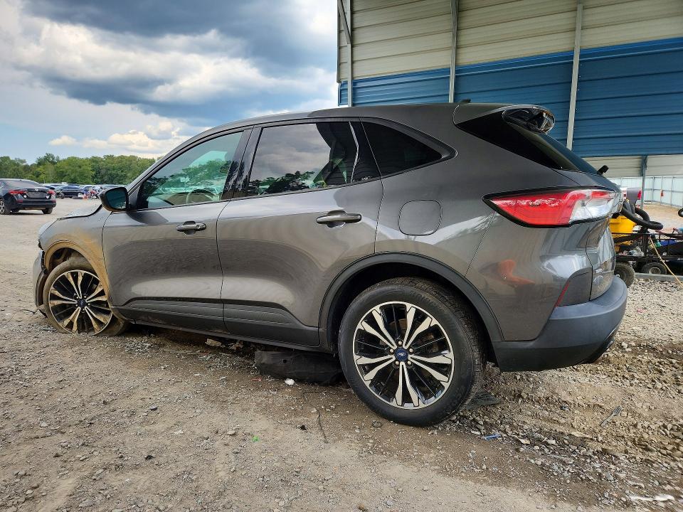 64301036 :رقم المزاد ، 1FMCU0G61MUA37189 vin ، 2021 Ford Escape مزاد بيع