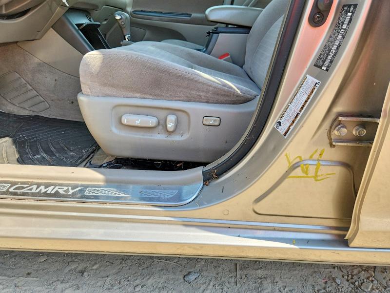 Продажа на аукционе авто 2005 Toyota Camry, vin: JTDBE32K450313442, номер лота: 64845636