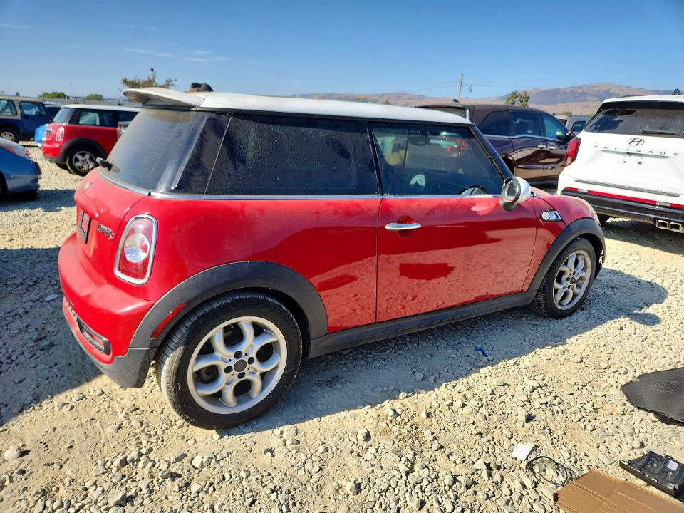 63381786 :رقم المزاد ، WMWSV3C56BTY10900 vin ، 2011 Mini Cooper مزاد بيع