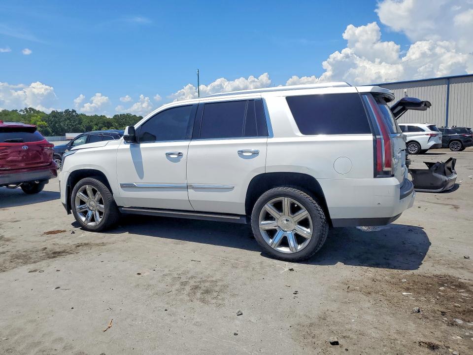 2018 Cadillac Escalade მანქანა იყიდება აუქციონზე, vin: 1GYS3CKJ8JR256997, აუქციონის ნომერი: 64154416