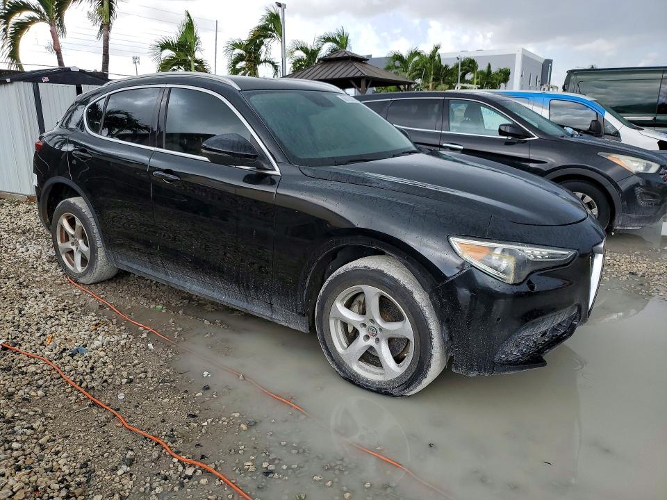 Продаж на аукціоні авто 2018 Alfa Romeo Stelvio, vin: ZASFAKAN7J7B87945, номер лоту: 65726316