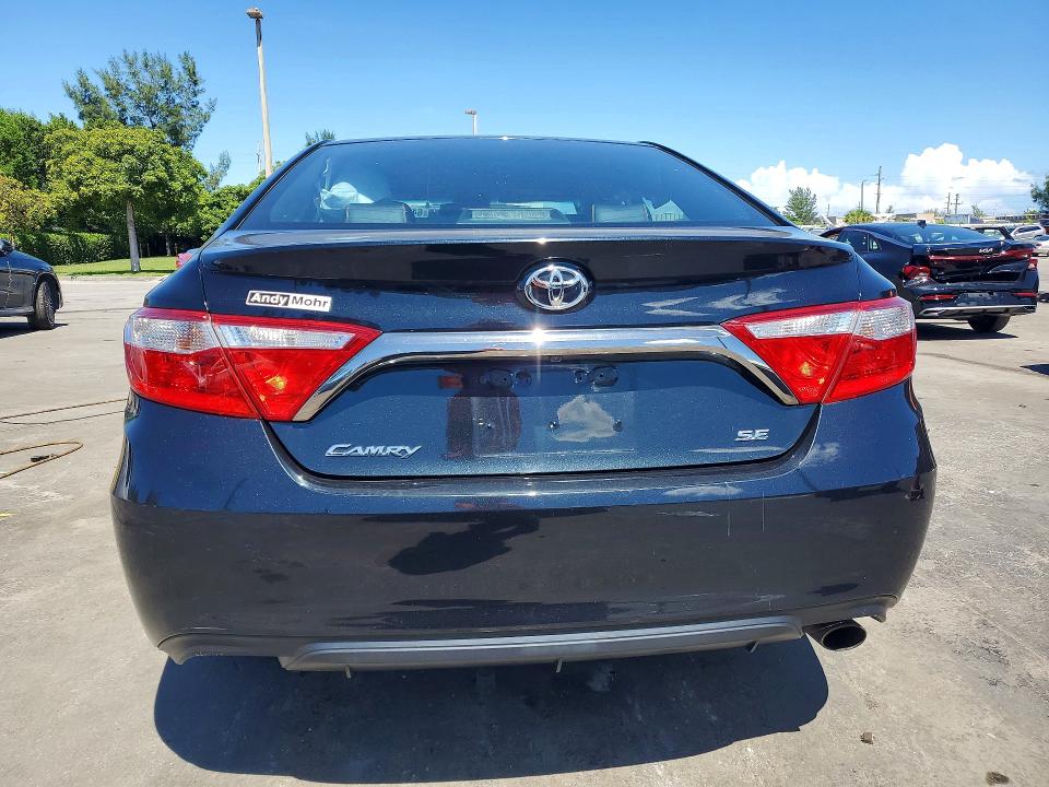 Aukcja sprzedaży 2015 Toyota Camry, vin: 4T1BF1FK7FU900526, numer aukcji: 64284836