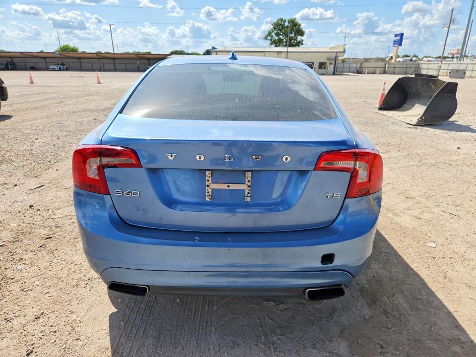 2015 Volvo S60 მანქანა იყიდება აუქციონზე, vin: YV126MFB3F1305285, აუქციონის ნომერი: 64496706